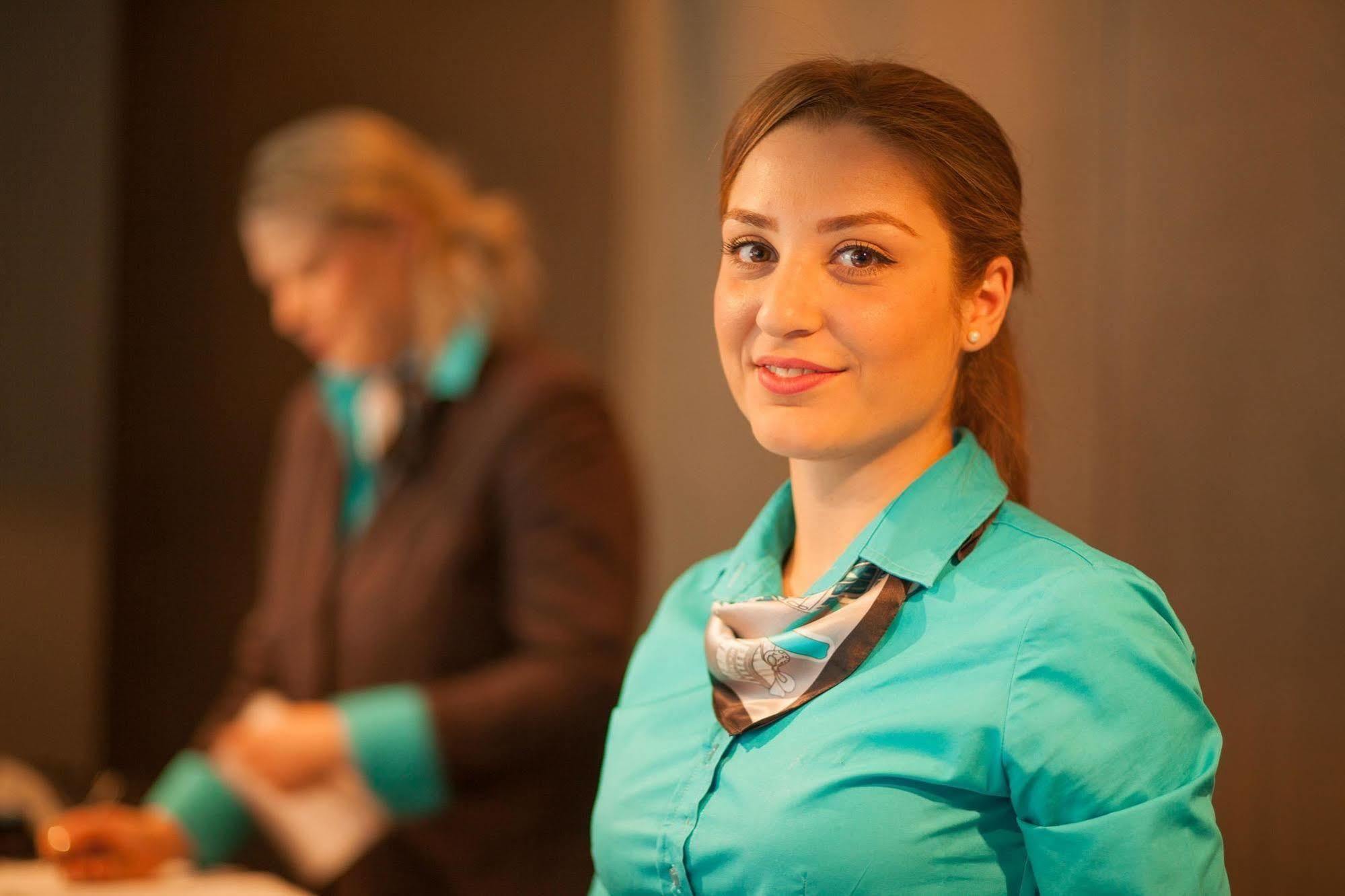 Motel One Frankfurt-Eastside Frankfurt am Main Dış mekan fotoğraf