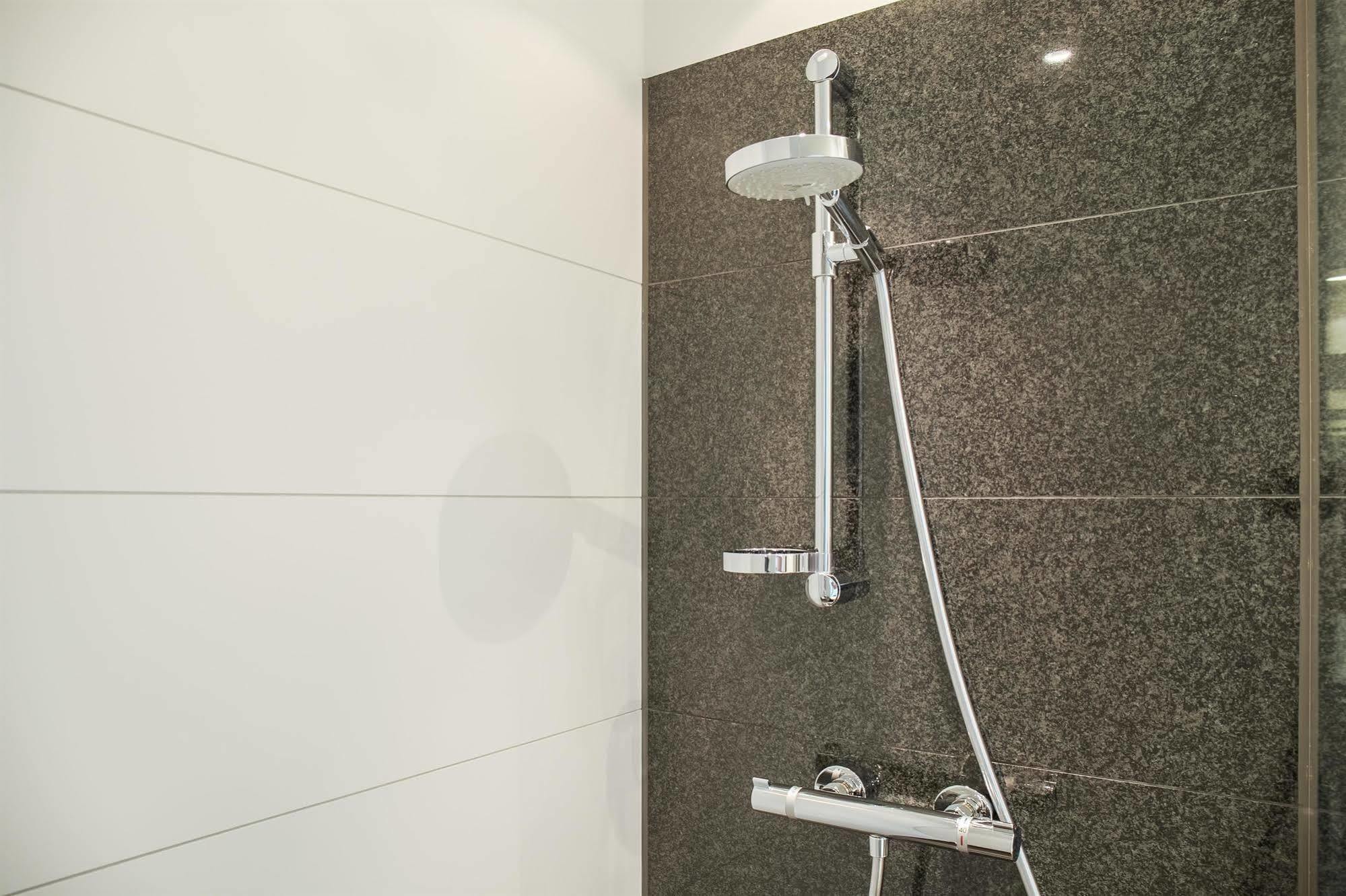 Motel One Frankfurt-Eastside Frankfurt am Main Dış mekan fotoğraf